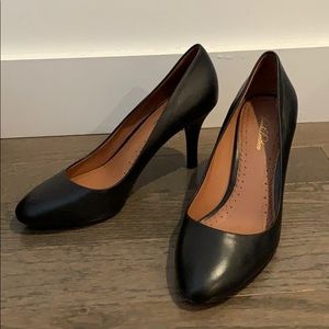 Brooks Brothers Black Pumps Size 7.5